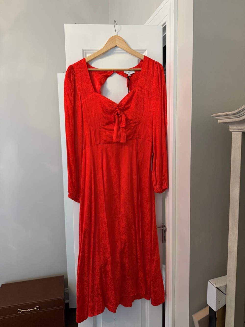 NSR Red Tie-Front Long Sleeve Midi Dress
